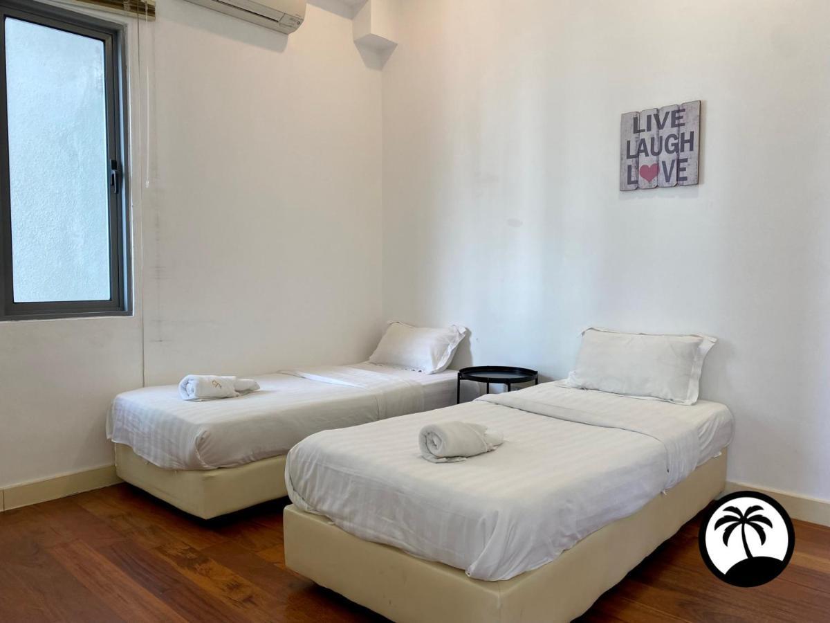 Paradise At The Loft, Imago *