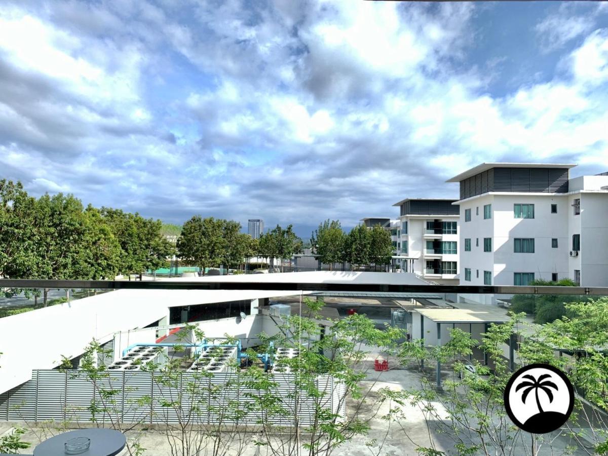 Paradise At The Loft, Imago *